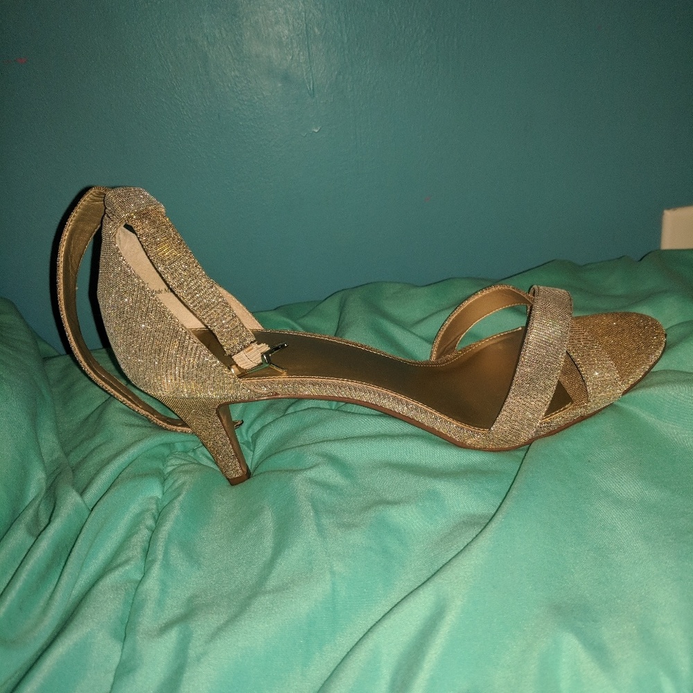 Kelly & Katie Two-Toned Three Inch Heels